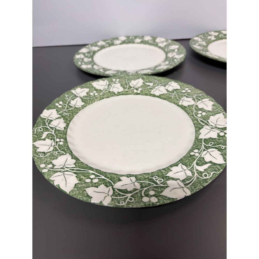 Cooks Club England Green Ivy Luncheon Plates Set of 4 Scalloped Edge 10 Inch - Picture 2 of 7